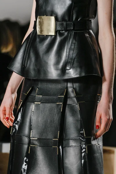 Look 37